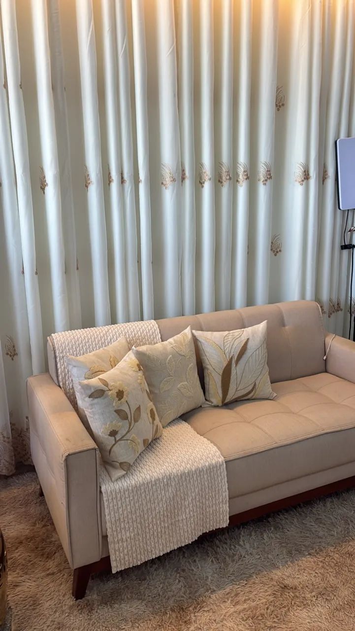 Cama, mesa e banho  - Foto 5