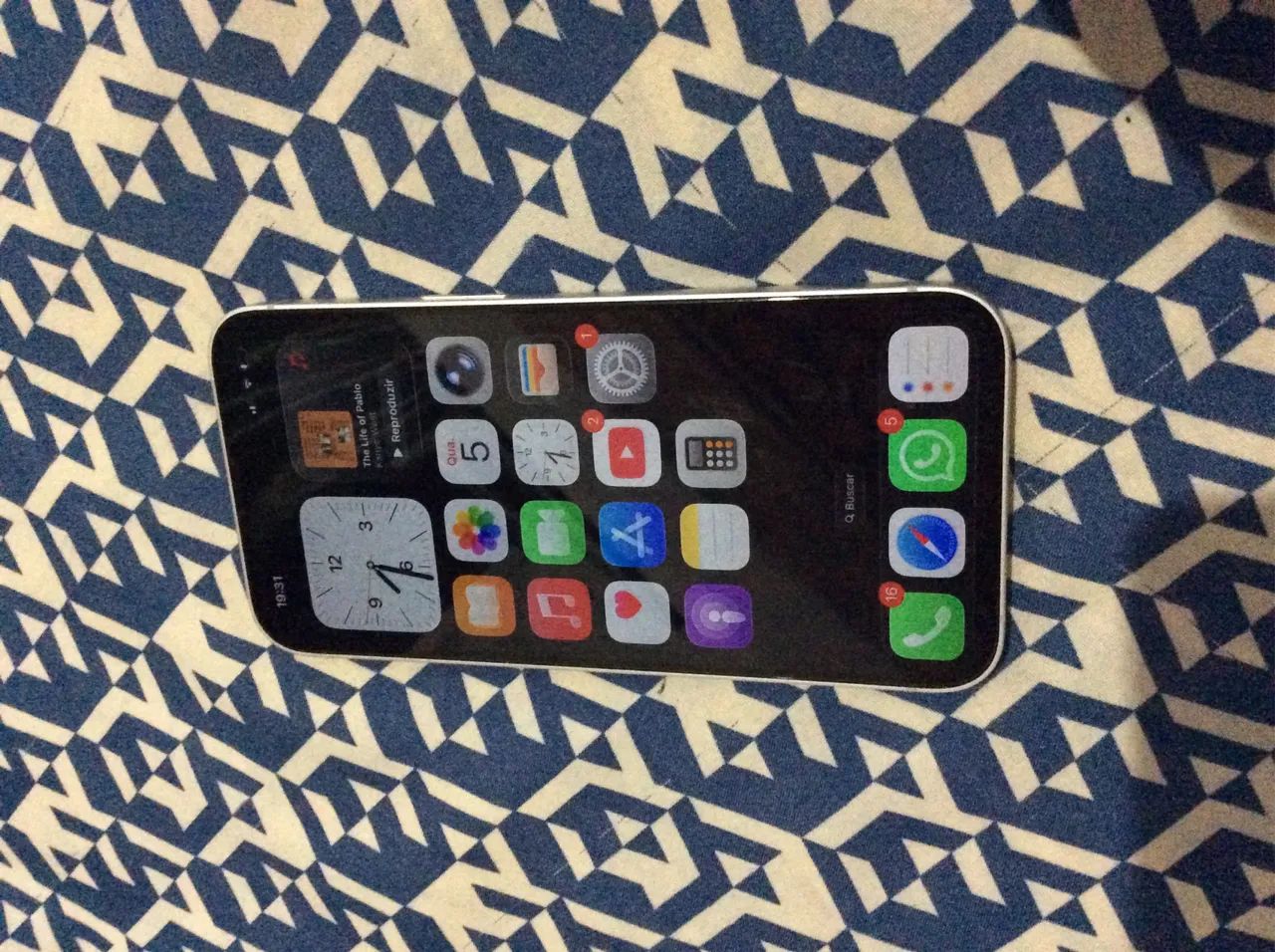 iPhone 16e  - Foto 3