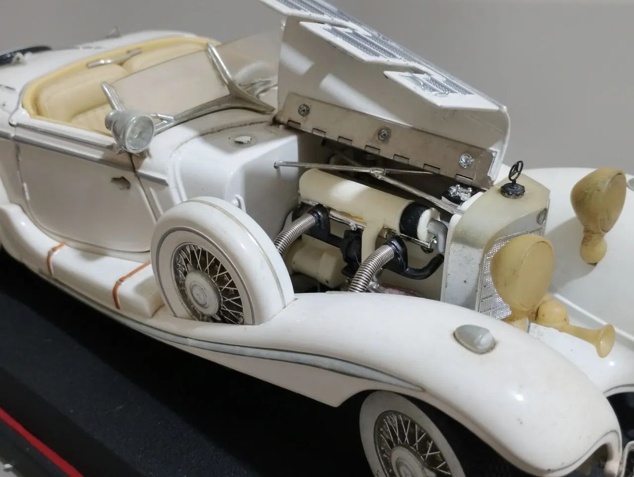 Miniatura 1/18 Mercedes Benz 500k - Hobbies e coleções - Santa