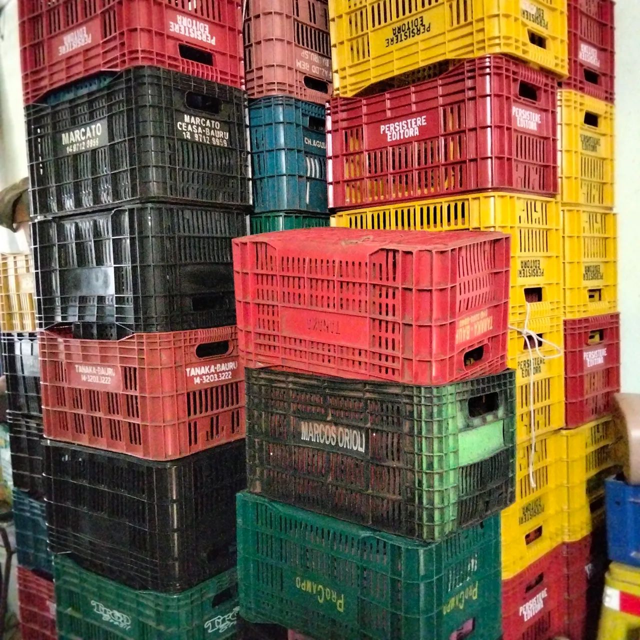Caixas plásticas Hortifruti usadas - Foto 4