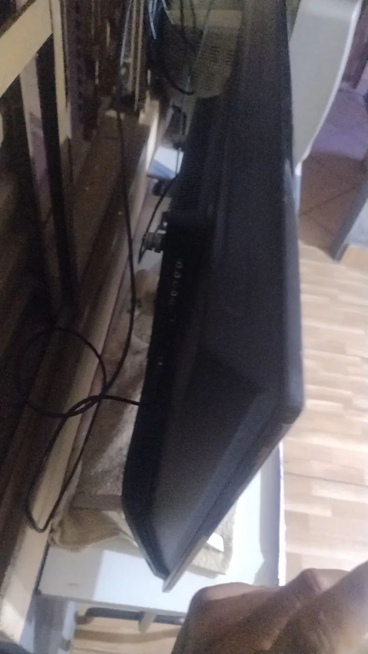 Vendo tv 32 polegada smart - Foto 2