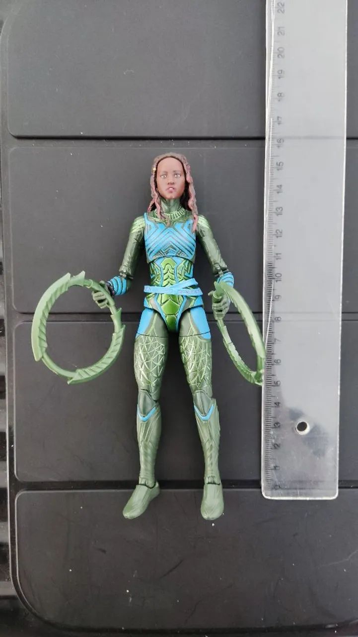 Nakia Marvel Legends Boneco Figura Original Hasbro Usado - Foto 3