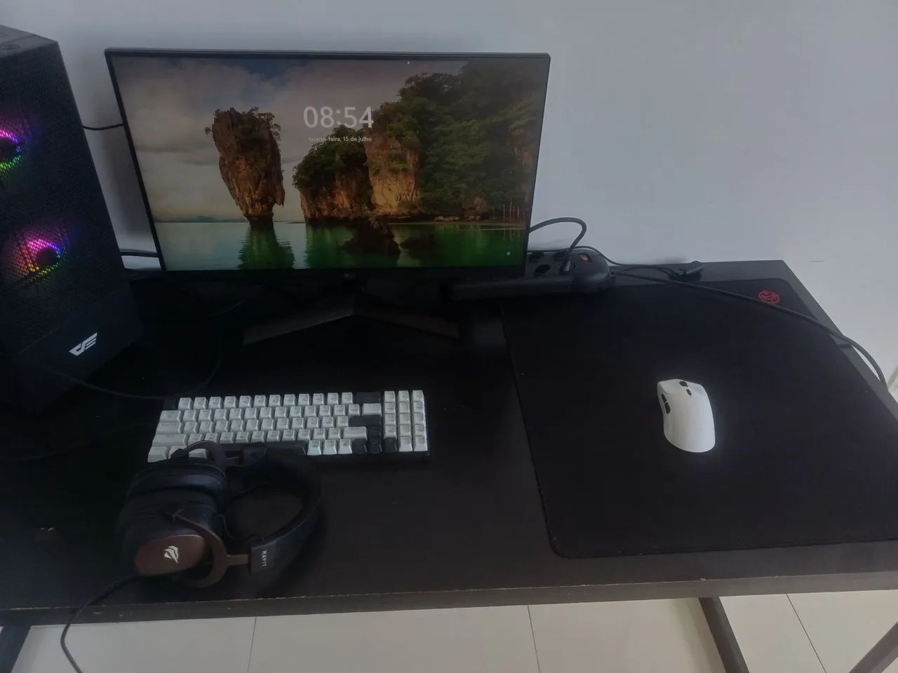 Monitor Gamer LG ULTRAGEAR 144HZ PAINEL IPS, 1ms, 24 polegadas