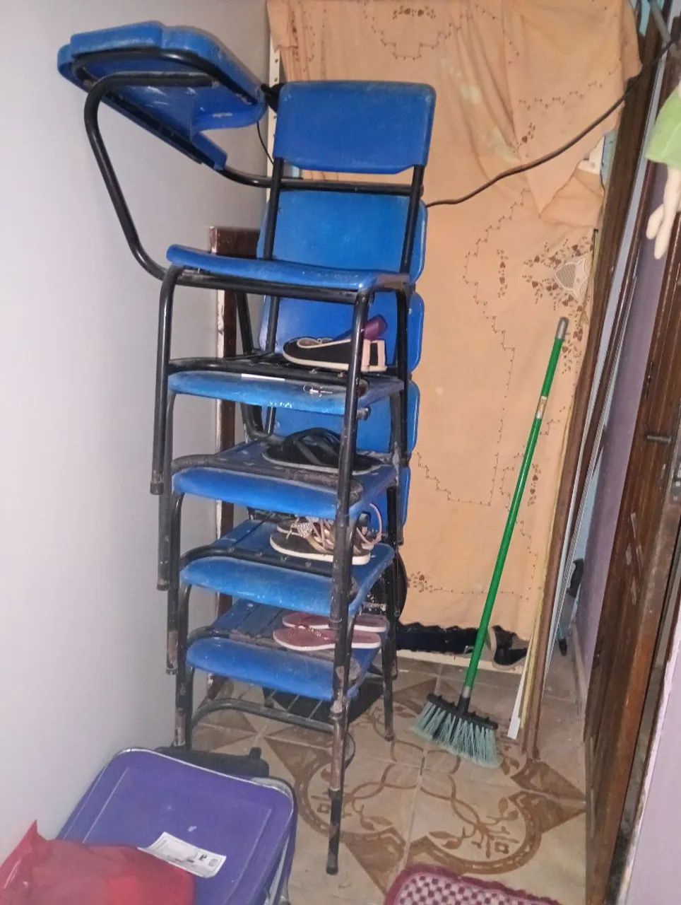 Cadeiras de plastico 