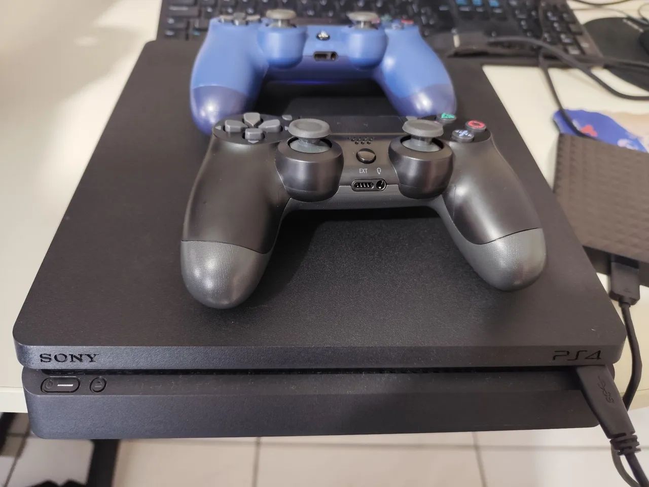 PS4 SLIM 1 tera desbloqueado  - Foto 3