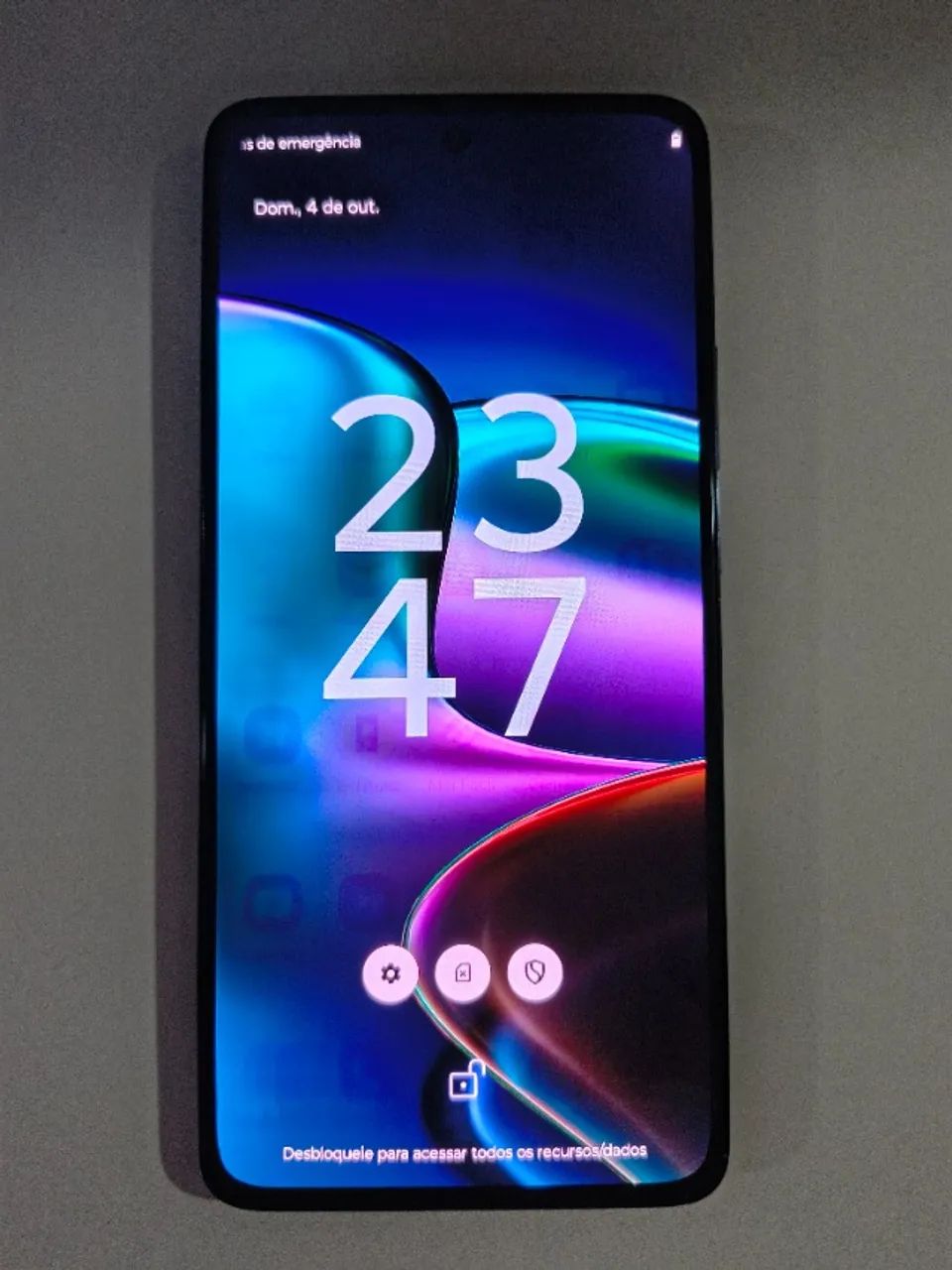 Celular EDGE 30