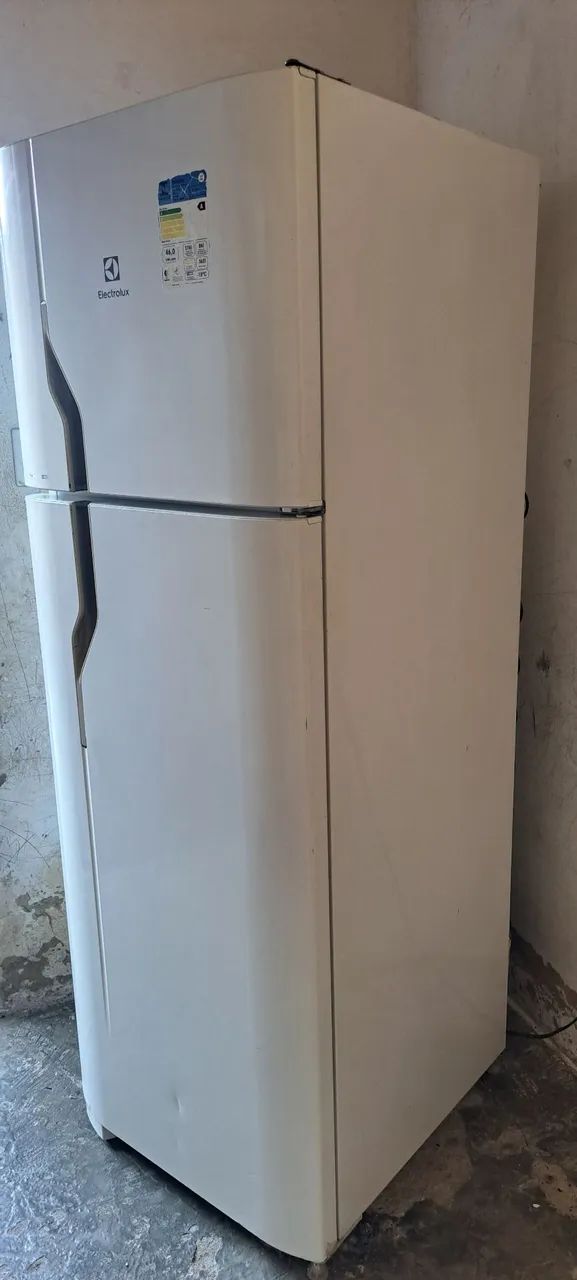 Geladeira Electrolux Degelo Seco 362 litros  - Foto 4