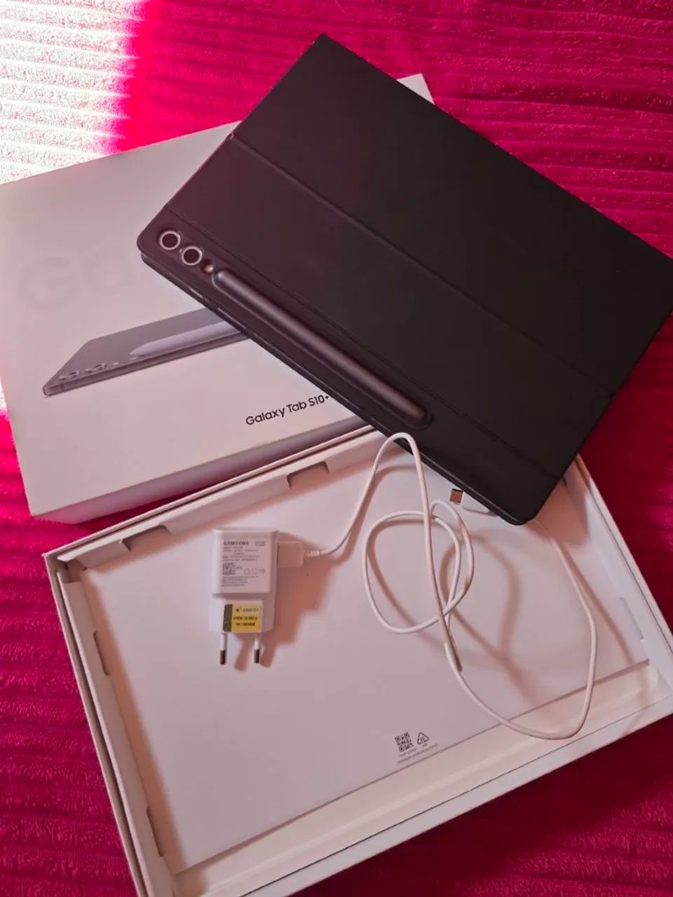 Tablet Samsung Galaxy S10 Plus + Teclado - Foto 3