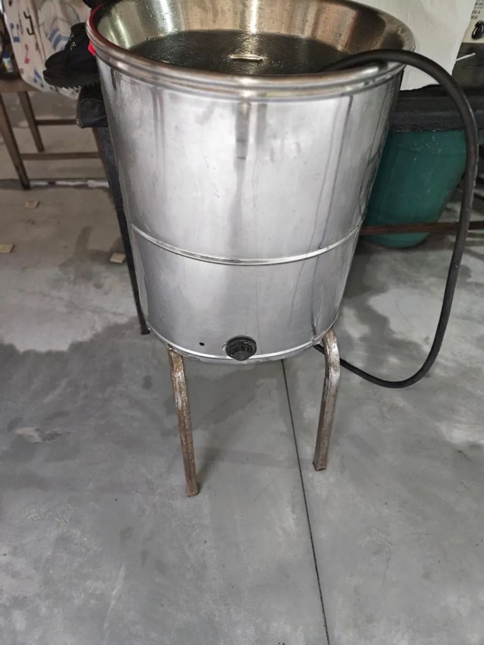 Fritadeira em Inox Industrial 60 Litros - Foto 2