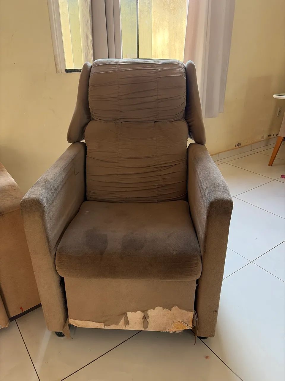 Vende-se poltrona 