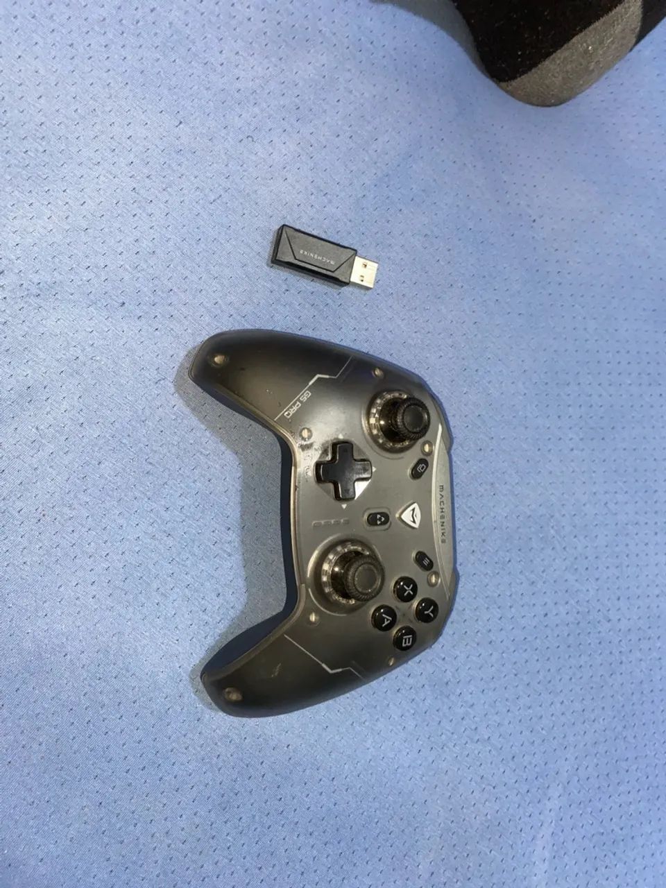 Controle sem fio Machenike G5 pro. Praticamente novo e com caixa. - Foto 4
