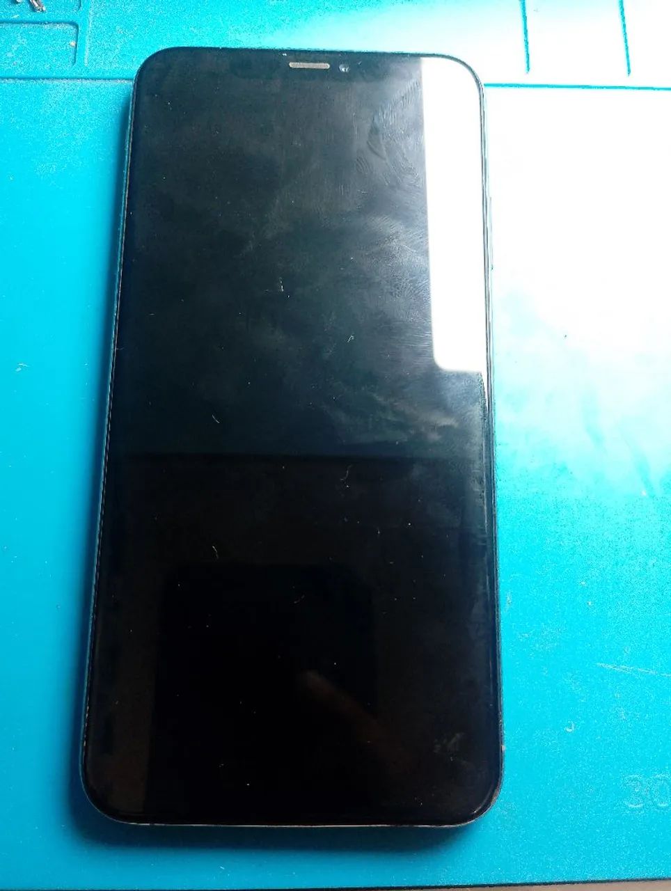 iPhone Xs Max, Face id off e com apenas um detalhe na carcaça, porém não interfere em nada - Foto 2