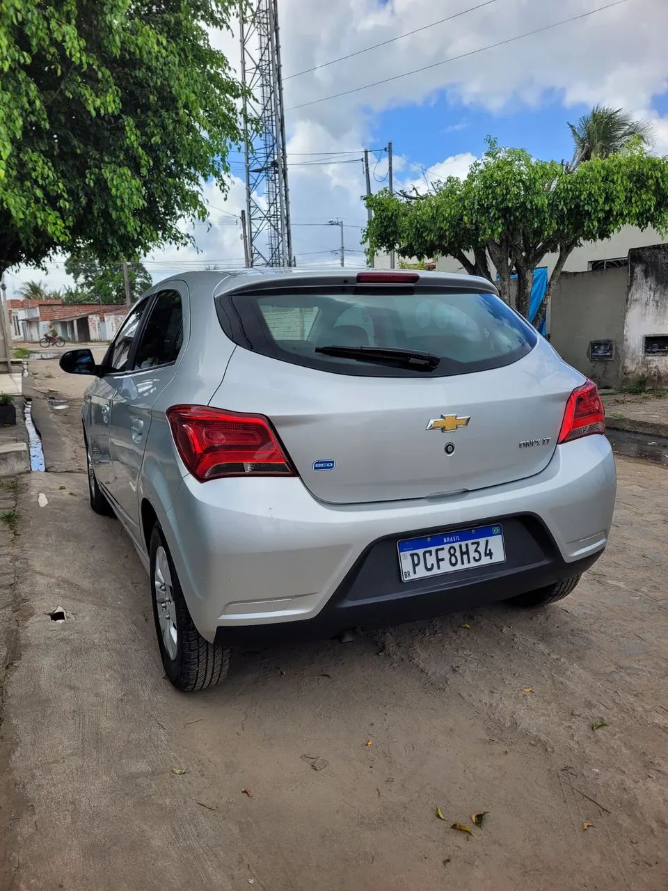 Chevrolet Onix Hatch LT 1.0 8V Flex Mec. 4P 2017 - Foto 5