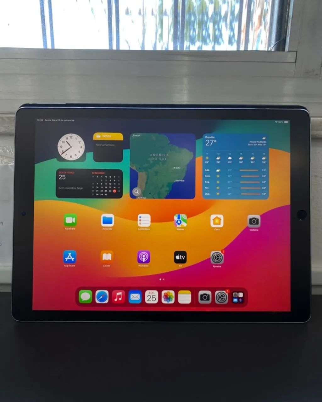 iPad Pro 12.9 2ª Geração 256GB Wi-Fi + 2 Capas 