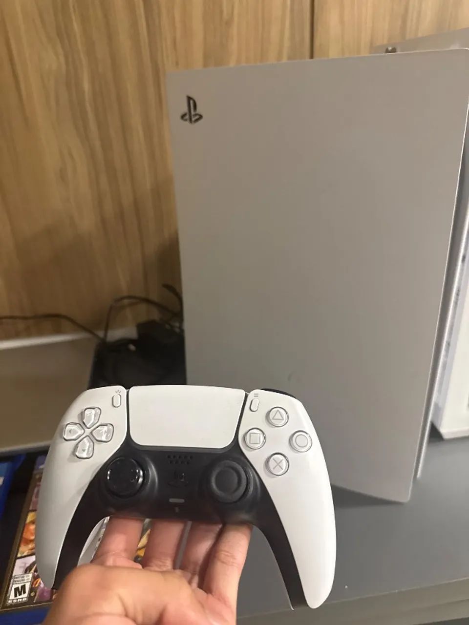 Ps5 Standard Edition 825GB versão normal com 2 mídias com 1 controle e 3 jogos - Foto 3