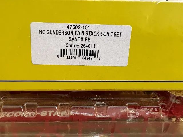 INTERMOUNTAIN HO GUNDERSON TWIN STACK 5 UNIT SET SANTA FE - Foto 2