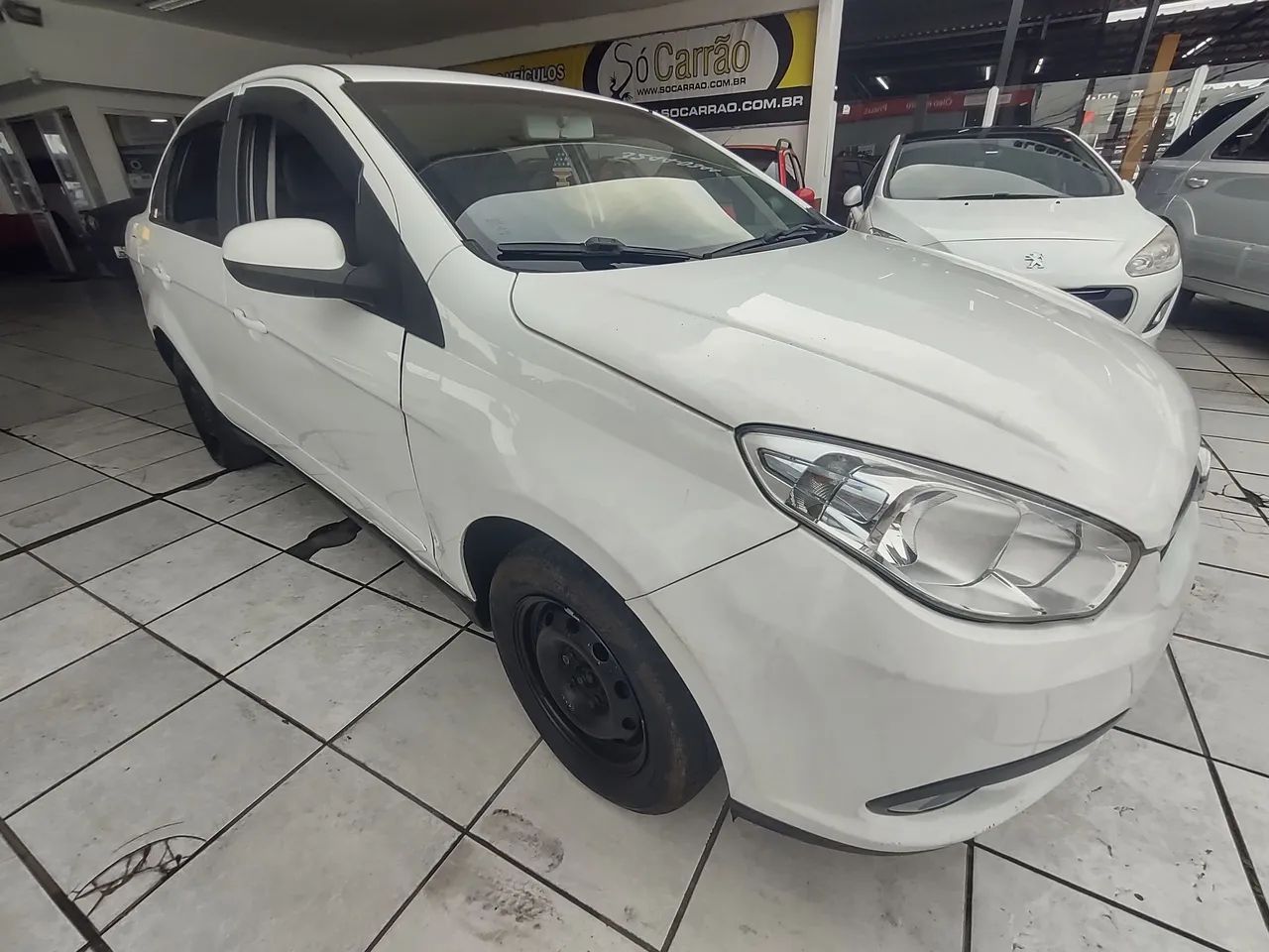 Fiat Grand Siena Grand Siena TETRAFUEL 1.4 Evo F. Flex 8V 2014