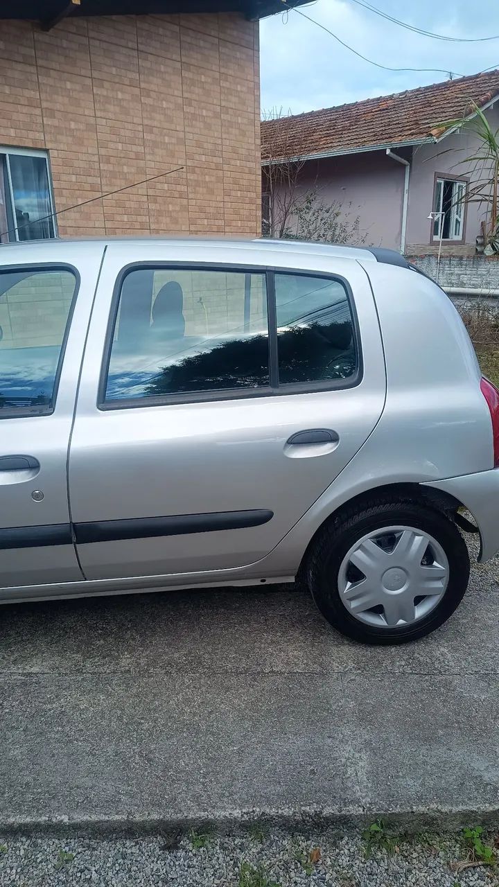 Renault Clio Hi-flex 1.0 16V 5P 2011 - Foto 3