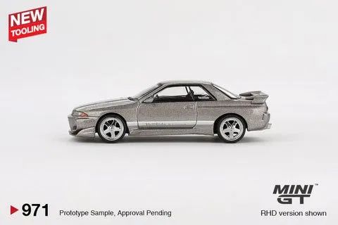 Mini GT Skyline R32 VeilSide 971 - Hobbies e coleções - Vila