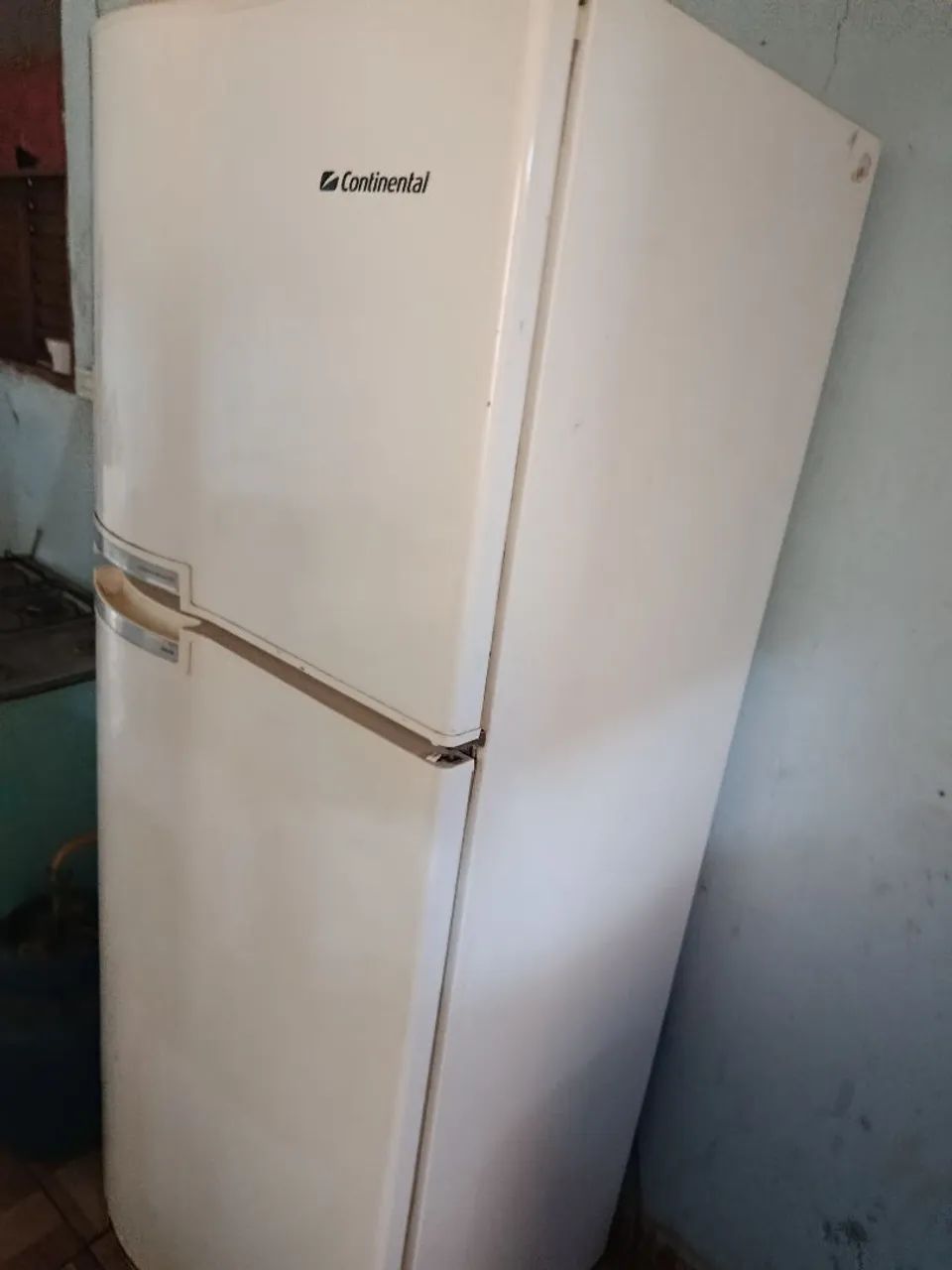 Geladeira continental 