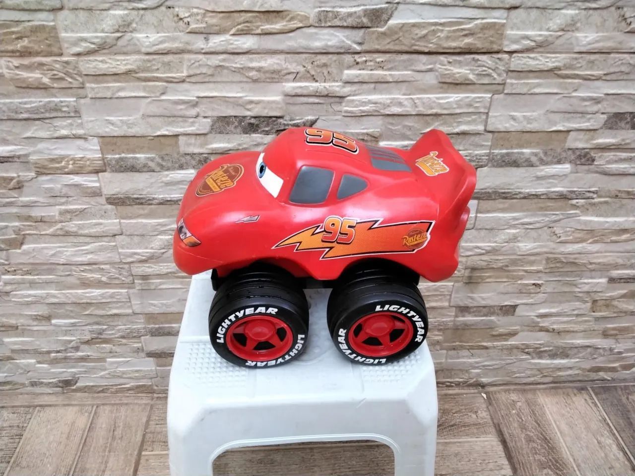 Carro Relâmpago Mcqueen - Foto 4