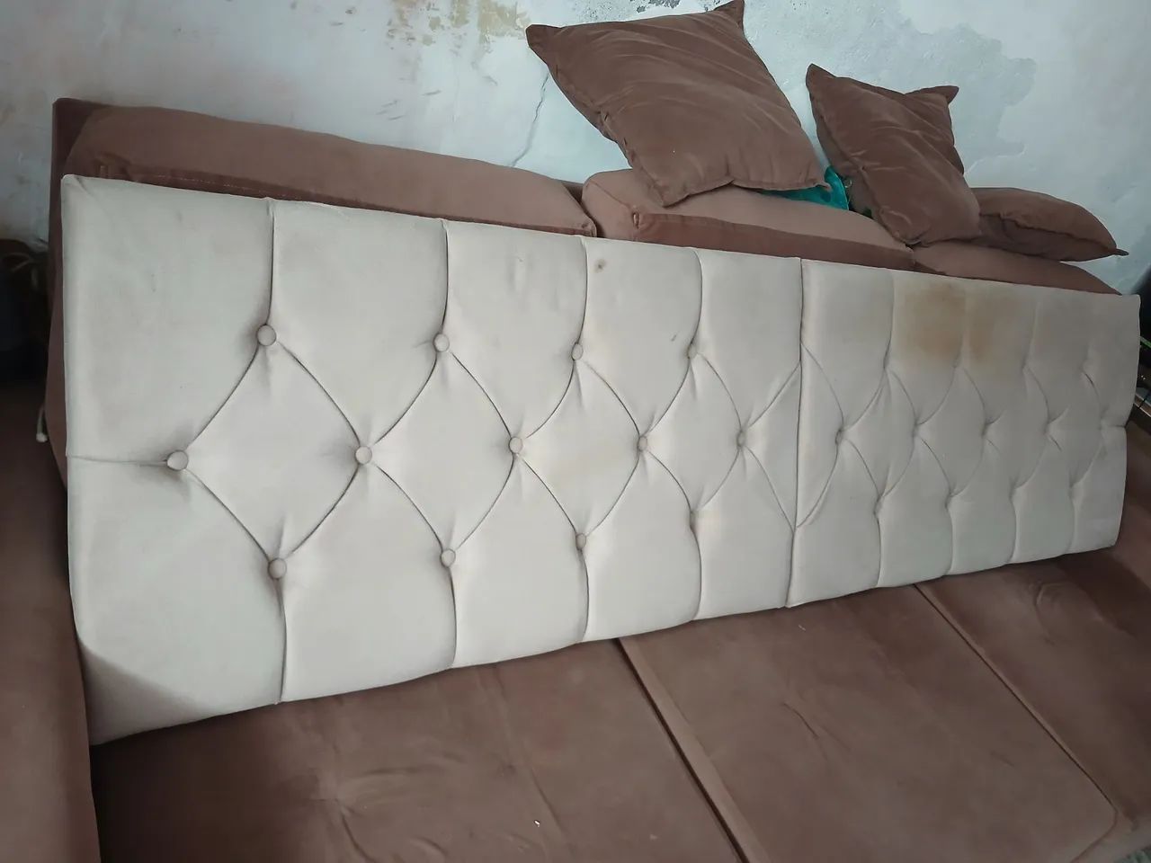 Cabeceira de cama.