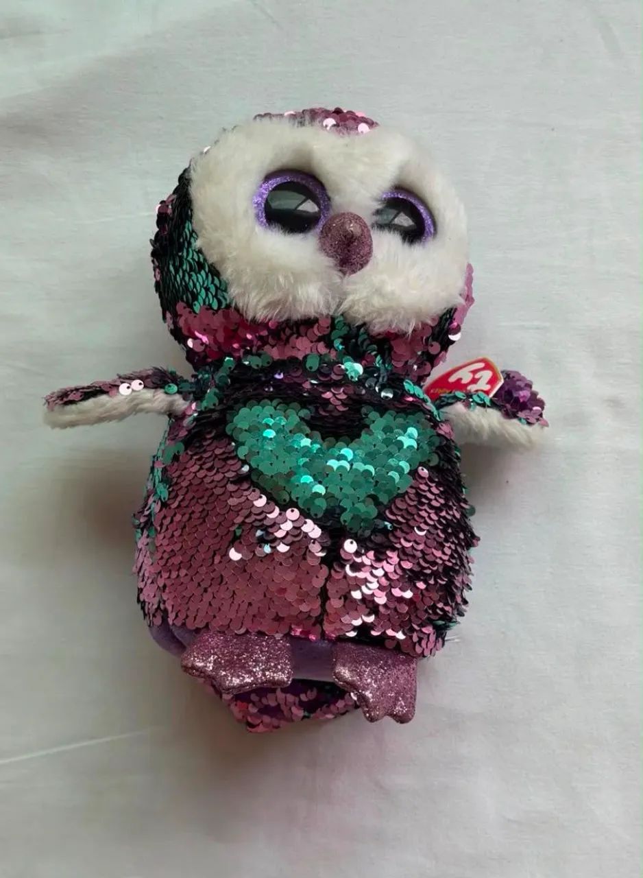 Pelúcia Ty com lantejoulas 