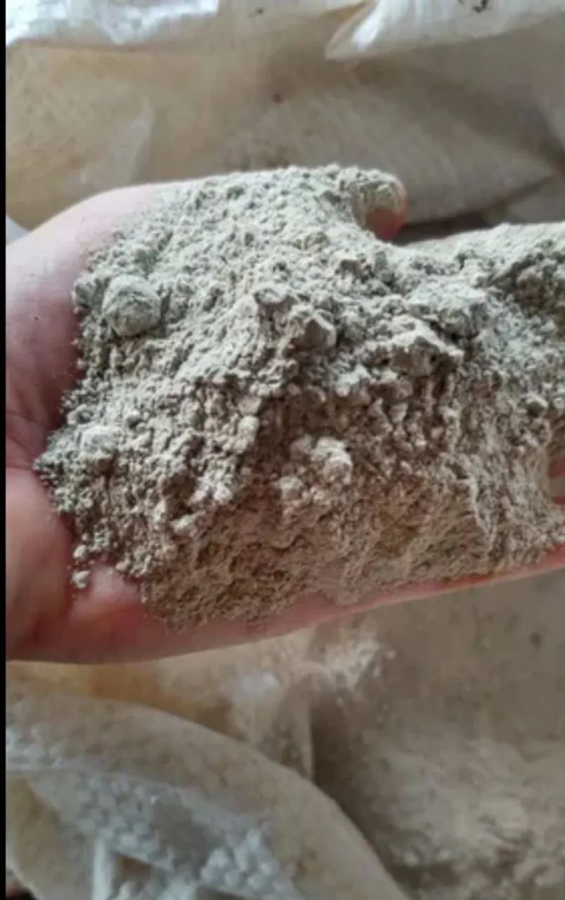 Cinza de eucalipto (adubo)