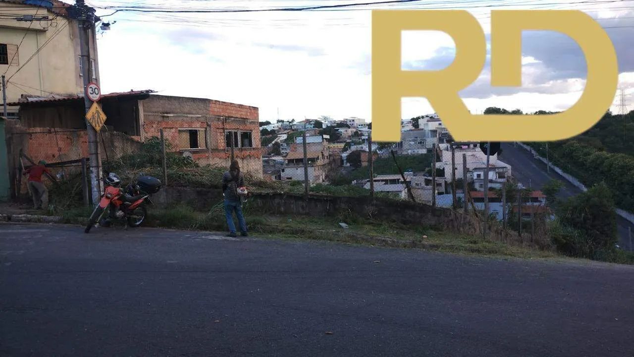 Lindo lote de esqina - Foto 5