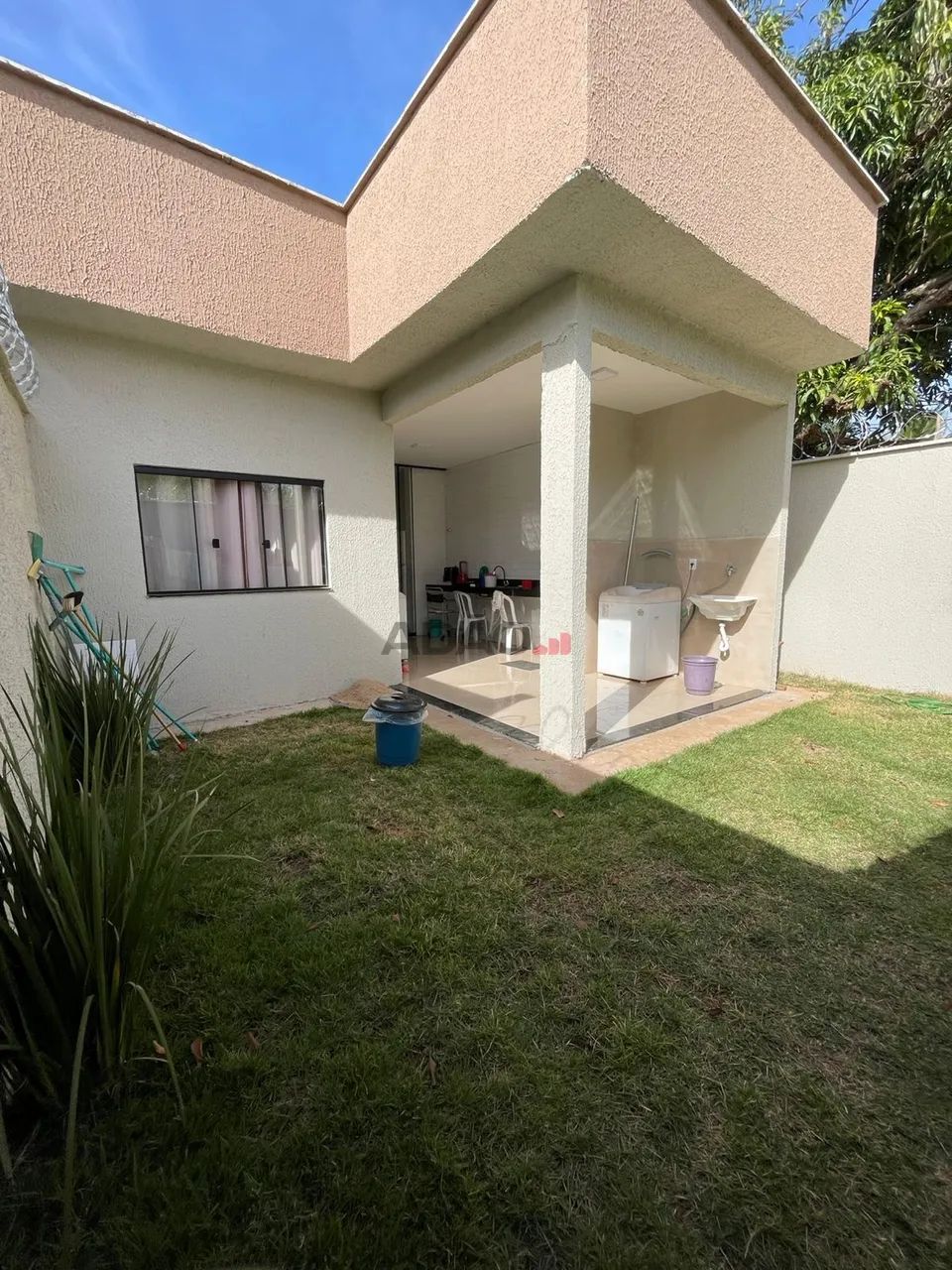 excelente casa com armários, com 03 Quartos setor parque das nações - Foto 3