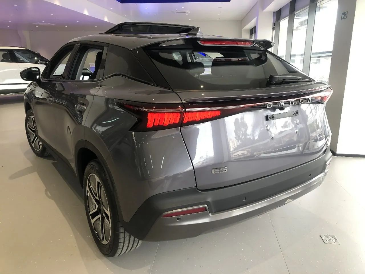 Omoda E5 Elétrico (61,1 KW) 2026 - Foto 3