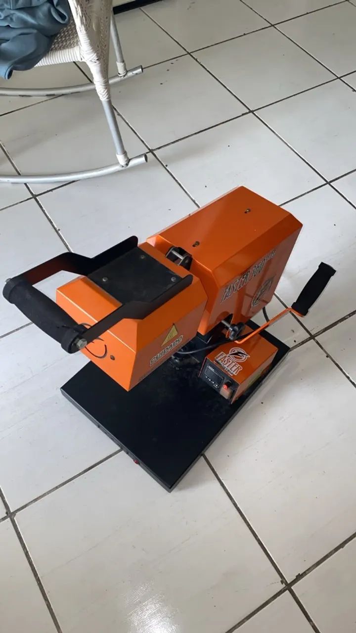 Prensa Térmica Para Sublimação Em Canecas/Bonés - Foto 3