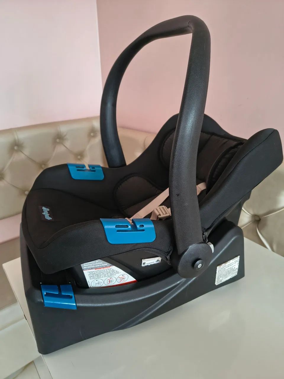 Bebê conforto Burigotto Touring + suporte veicular  - Foto 3