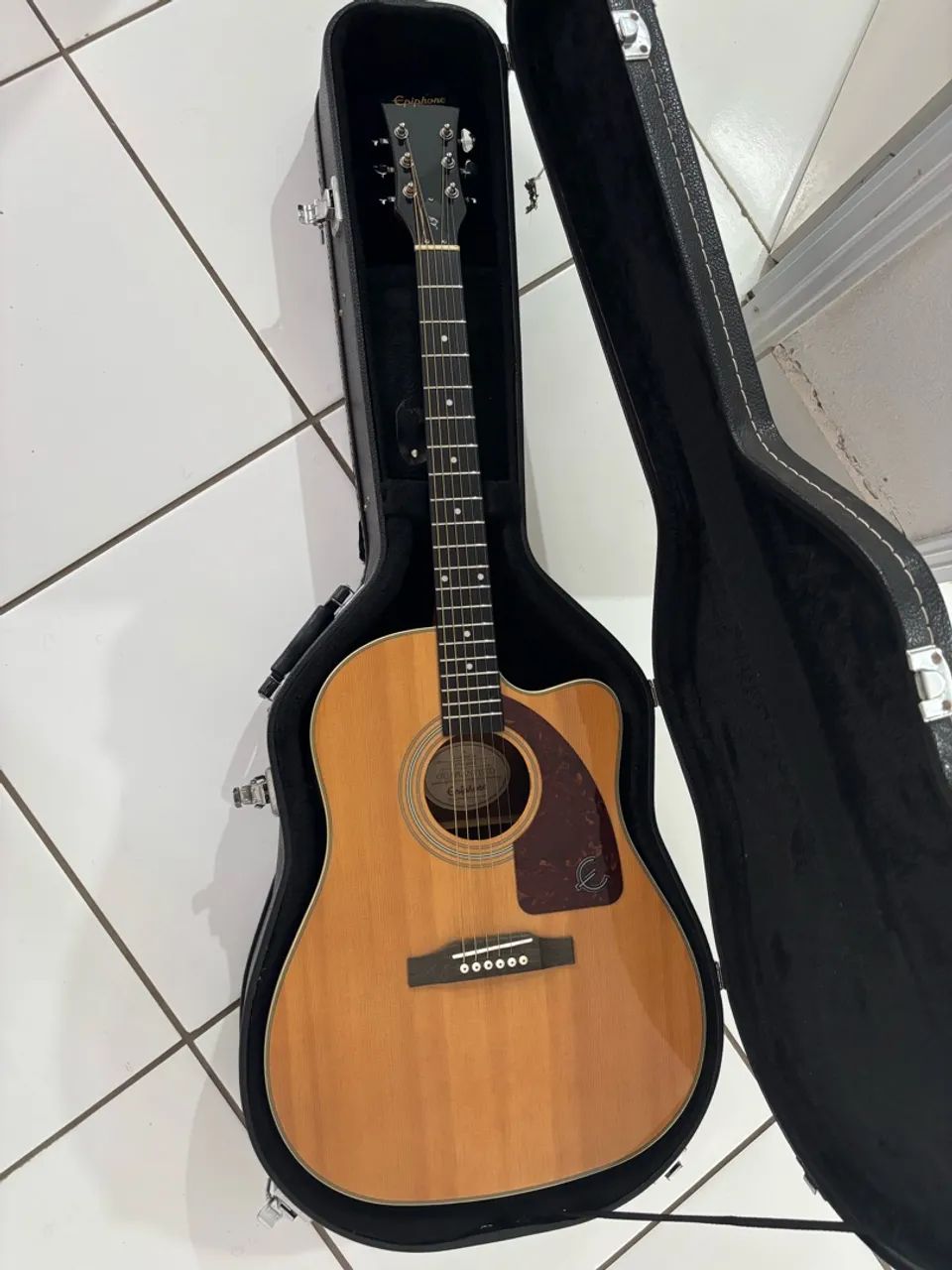 Violão epiphone AJ-210ce