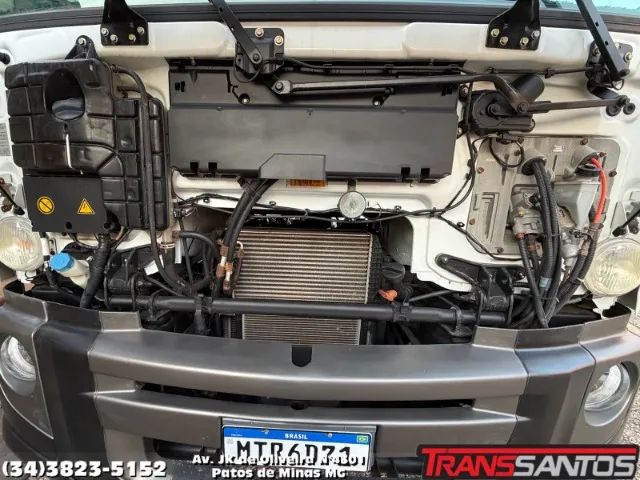 VW 15-180 ano 2010 Constellation - Foto 5