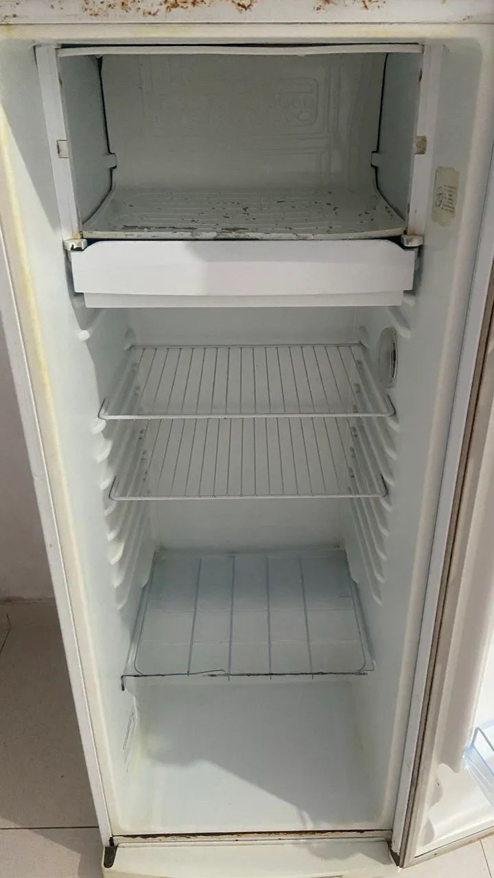 Geladeira eletolux - Foto 4