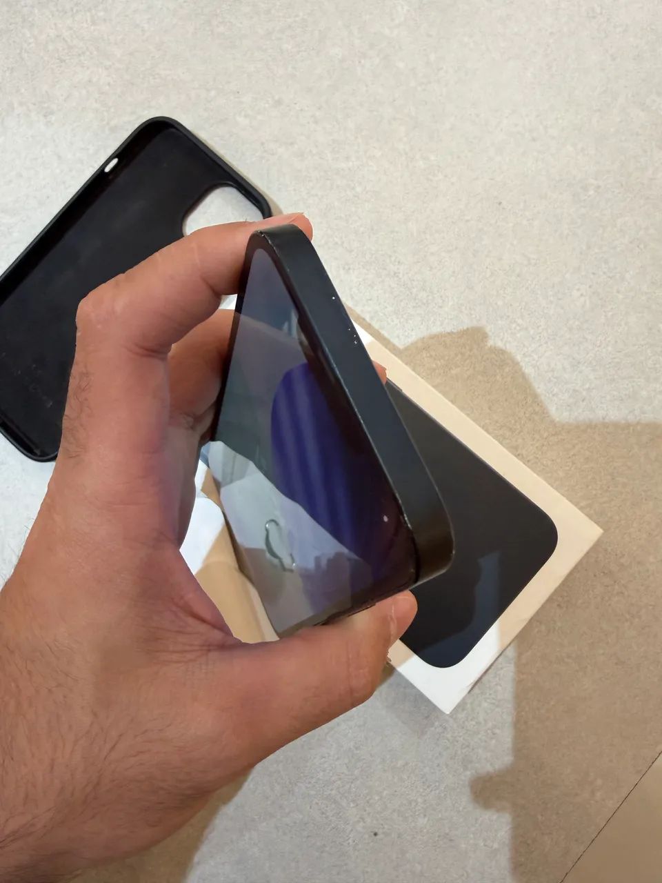 Vendo iPhone 13 128gb todo original!!  - Foto 4
