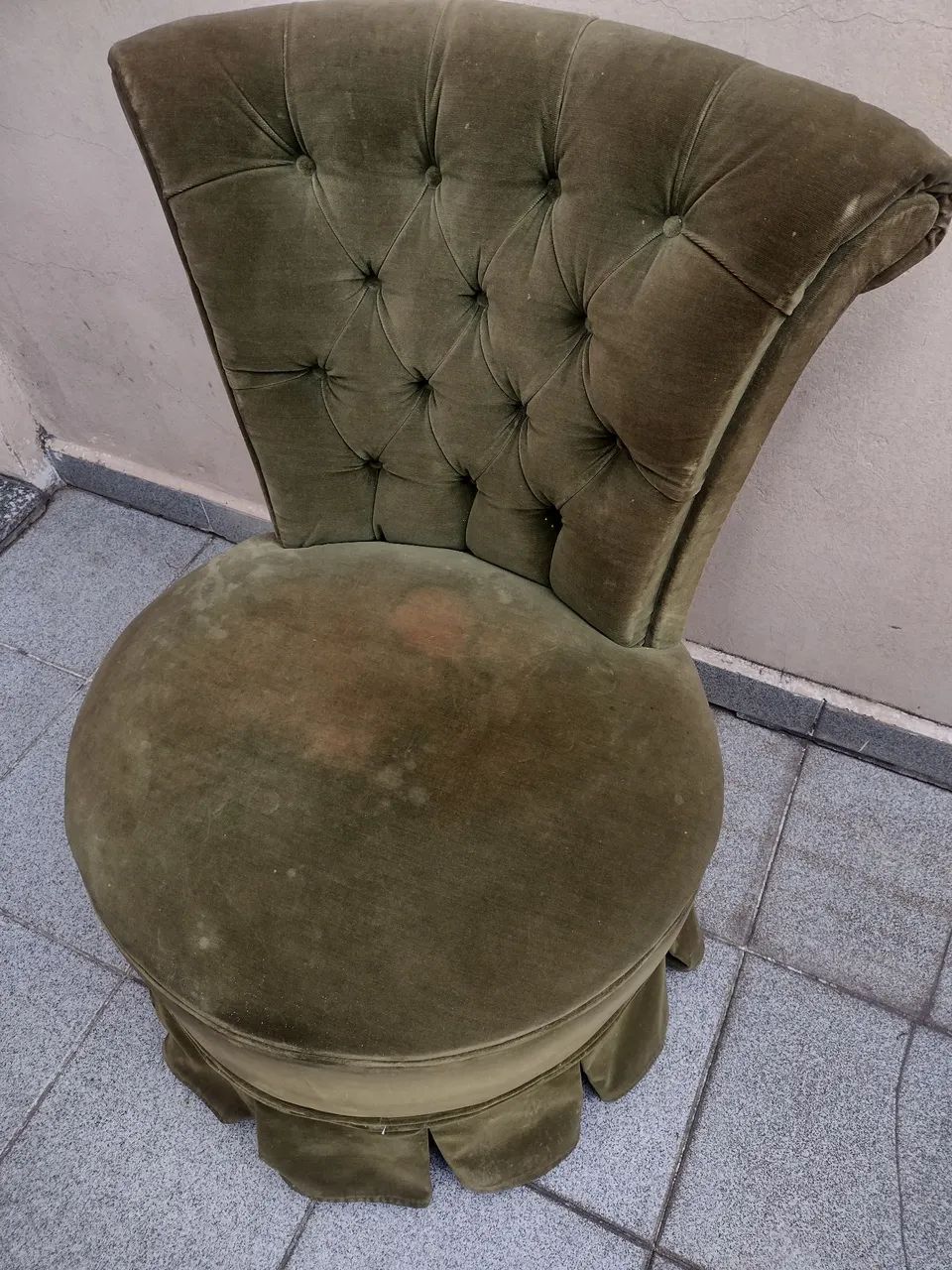 Poltrona boneca antiga década de 70 tecido aveludado  - Foto 3