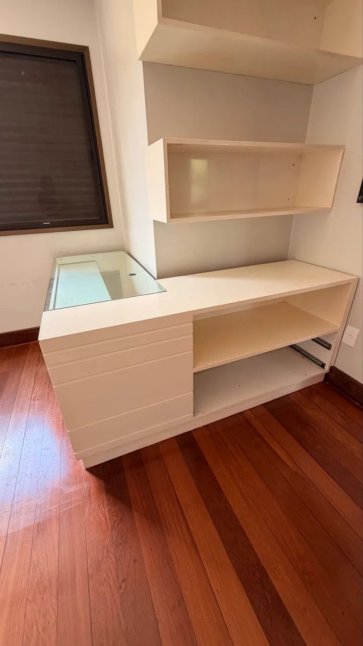 Escrivaninha em L vendo com ou sem os nichos - Foto 2