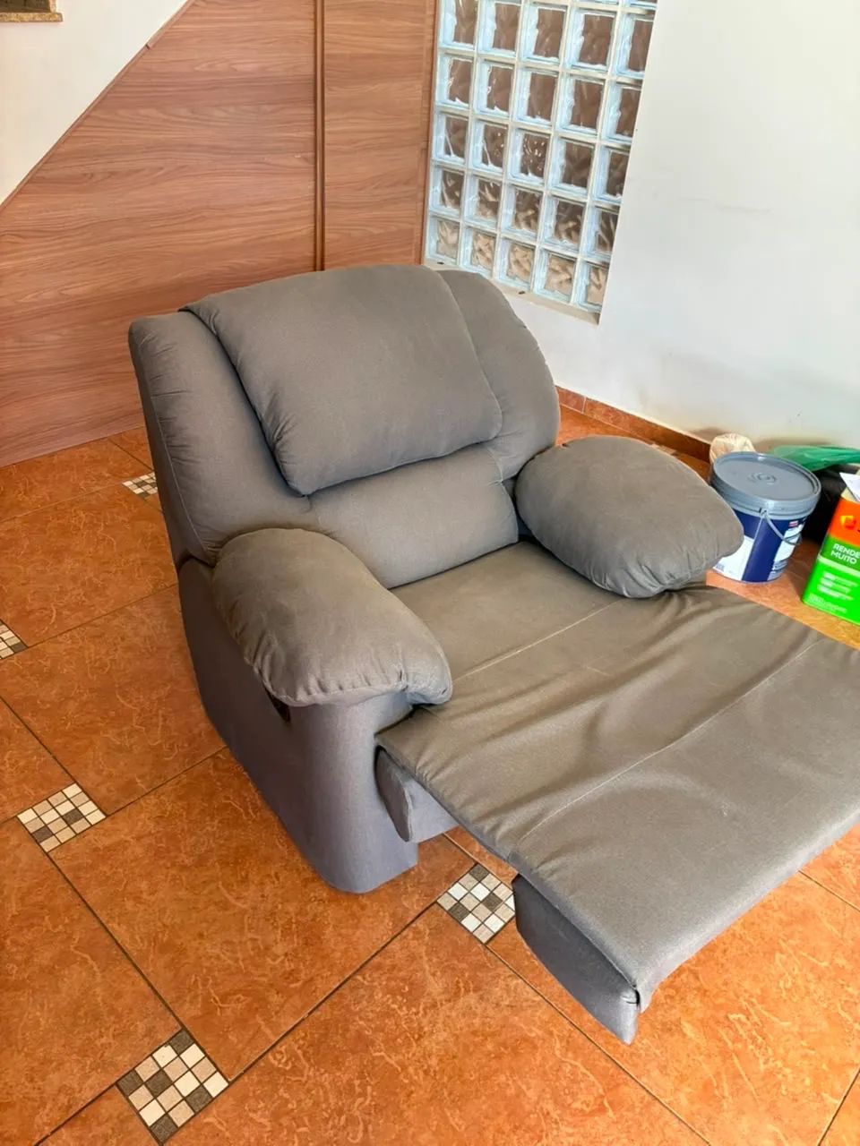 Vendo poltrona usada, em ótimo estado!! - Foto 5