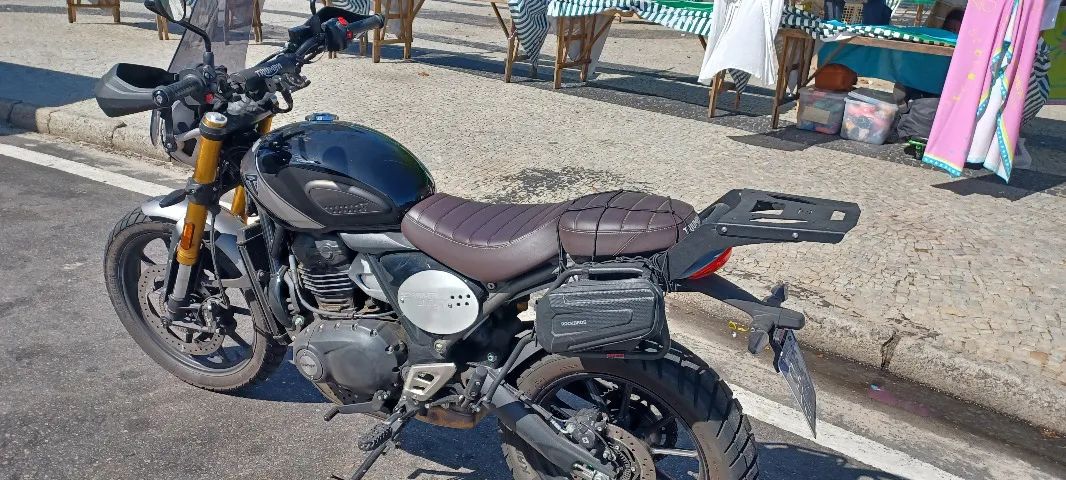 Triumph Scrambler 400X, com accessorios - Foto 4