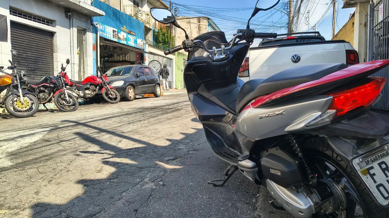 PCX COM QUILOMETRAGEM BAIXA ! - Foto 5