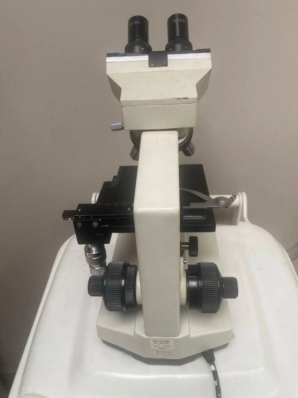 Microscópio binocular  - Foto 4