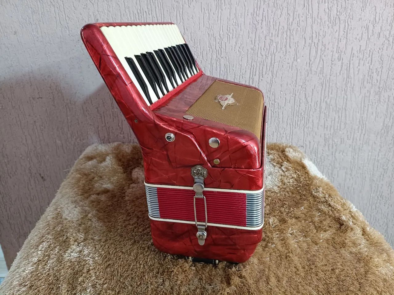 Acordeon Scala 48 baixos. Pegar e tocar. - Foto 3