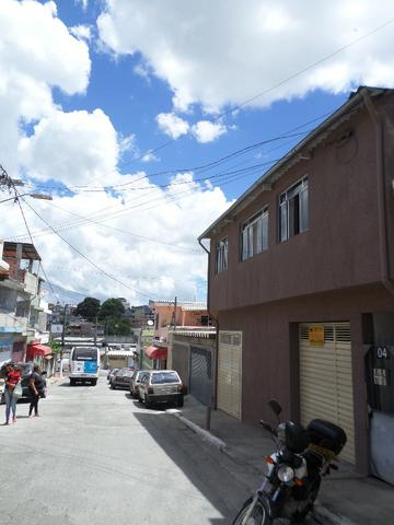 Ótima Casa 4 Dormitórios no Jardim Apurá - Foto 2