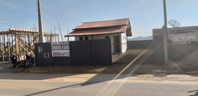 Casa Sozinha no terreno, 2 quartos, somente 58.900,00 + prestações, não precisa de banco - Foto 2