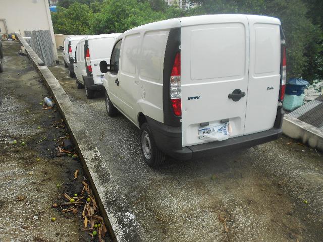 Doblo cargo modelo 2006, 1.8 dir.hid.unico dono,porta lateral,fazemos financiamento !!! - Foto 8