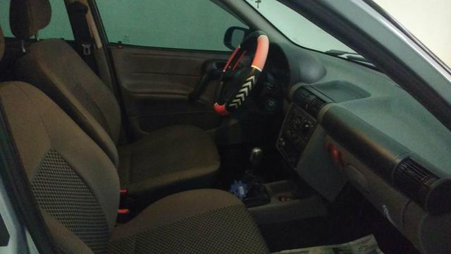Carro a venda segundo dono - Foto 3