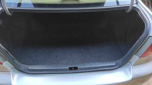Toyota Corolla Xei automático Carro Bem Conservado 2005/2006 - Foto 10