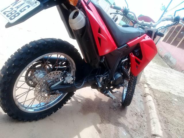 Moto crz 150 ano 2011(12x no cartão) - Foto 2